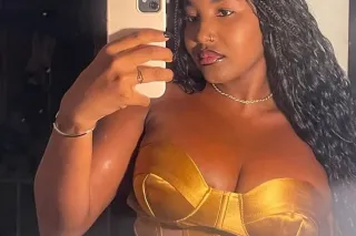 Flirty Smiles & Easy Chemistry - Image 2