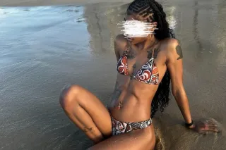 Look no further brown skin petite beauty here to please❤ - Image 1