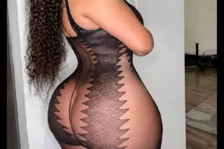 JOVENCITA RICA 🫦 YOUNG SEXY GIRL 👧EXPERIENCE A TIME OF YOUR LIFE WITH ME 🥰❤‍🔥 - Image 4